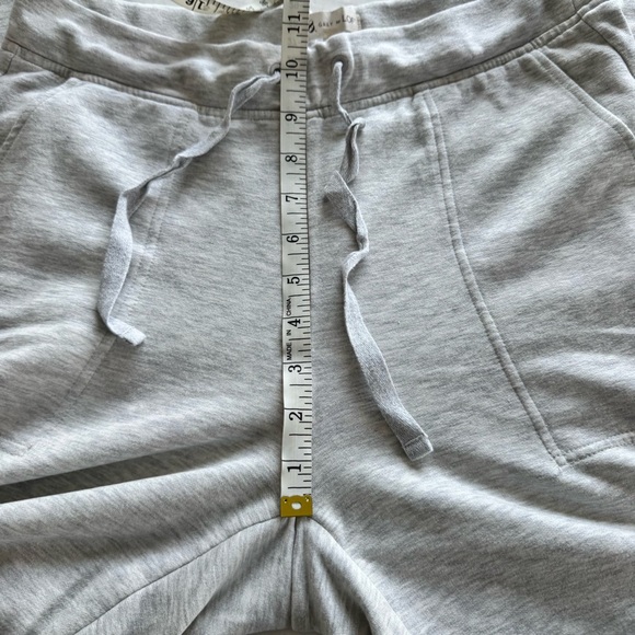 Lou & Grey Women’s Sweatpants - Picture 5 of 9